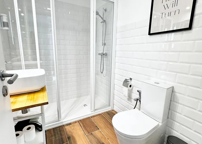 Parkview Near The Sea - 4 Beds 公寓 *