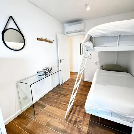 Parkview Near The Sea - 4 Beds Lejlighed *