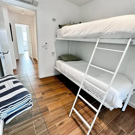 Parkview Near The Sea - 4 Beds Кашкайш